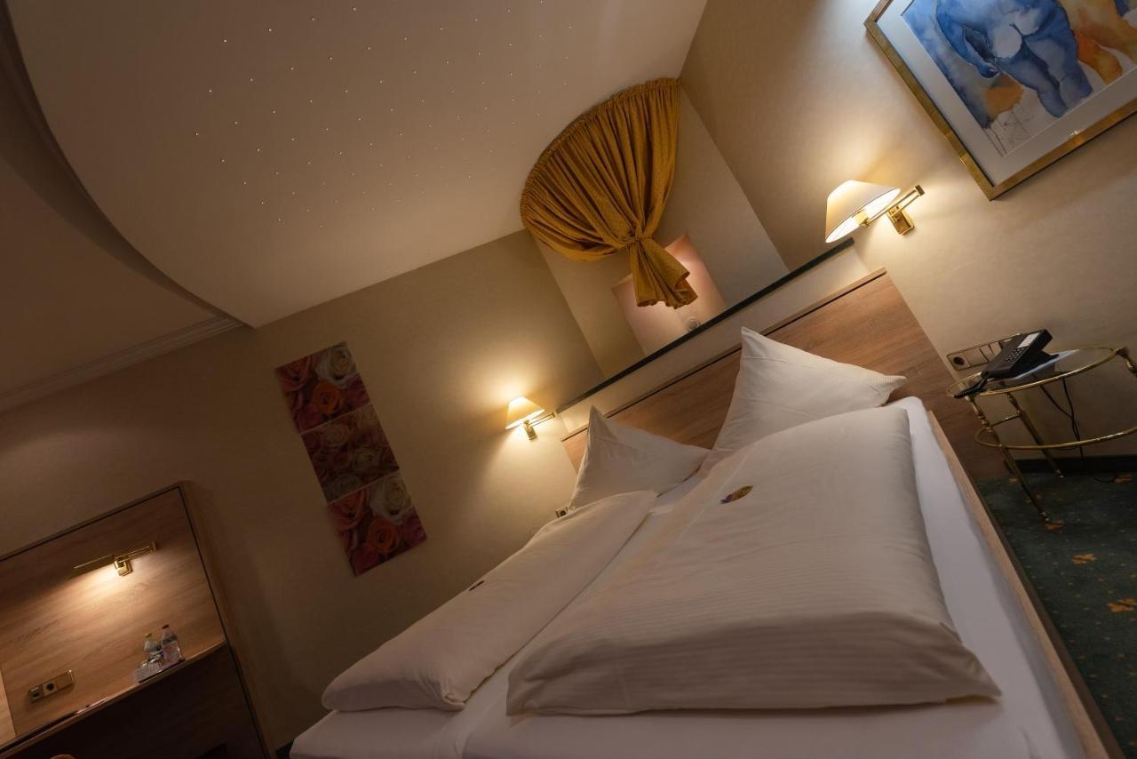 Hotel Am Schloss Illertissen Kültér fotó